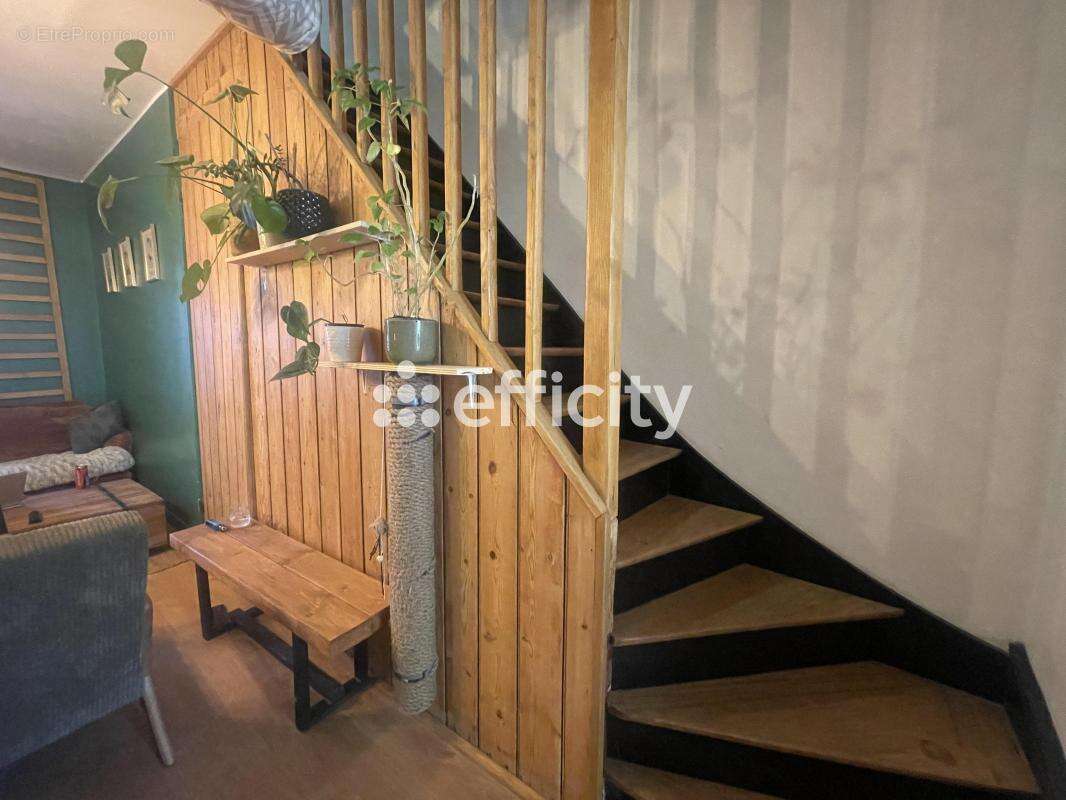 Maison 73 m² à Mons-En-Baroeul  - photo 10