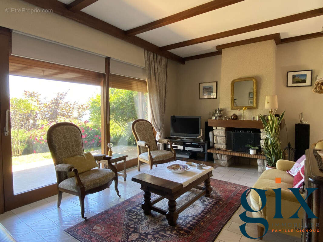 Maison à SAINT-ISMIER