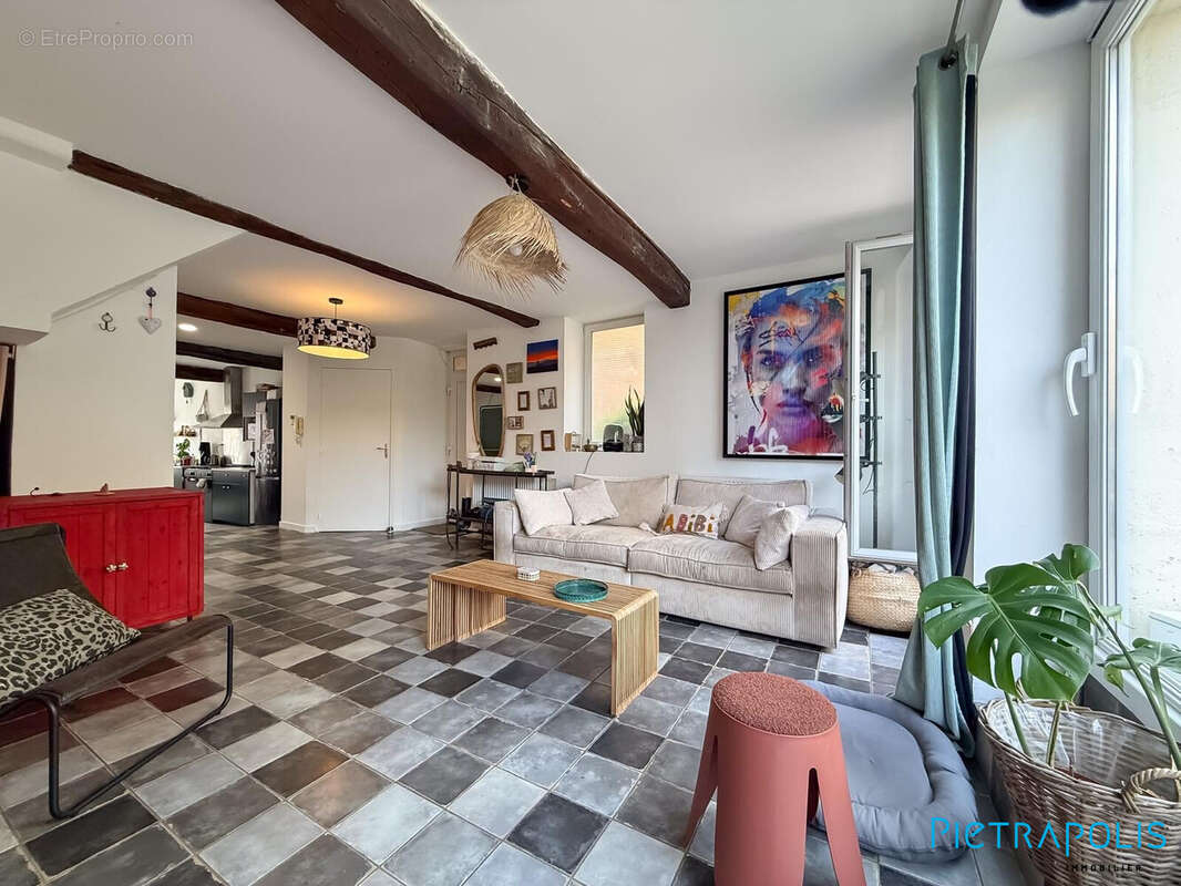 Maison 150 m² à Genay  - photo 2
