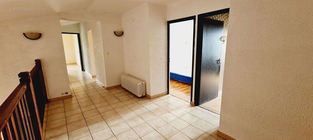Maison t7 avec atelier garage et 4974m²  de terrain - photo 6