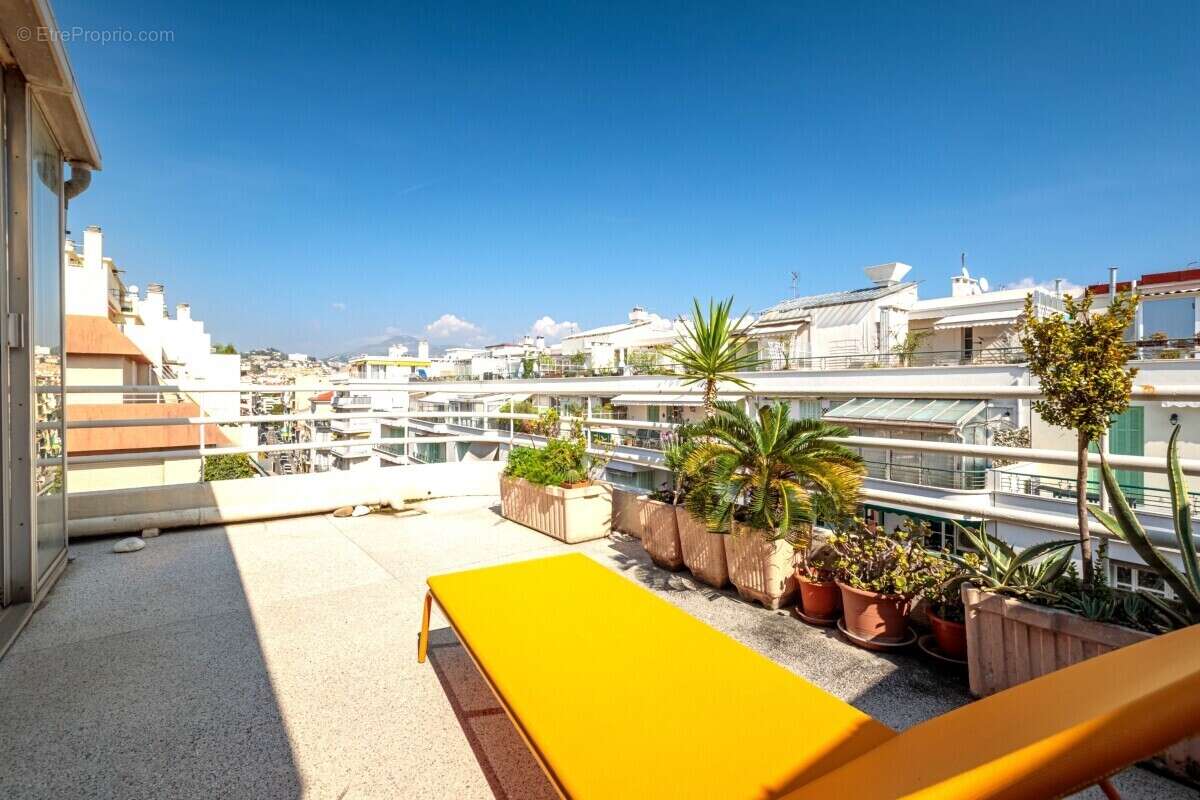 Appartement à NICE