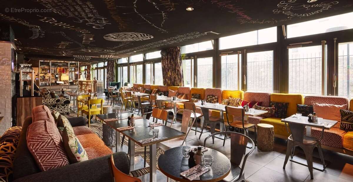 Appartement à PARIS-20E