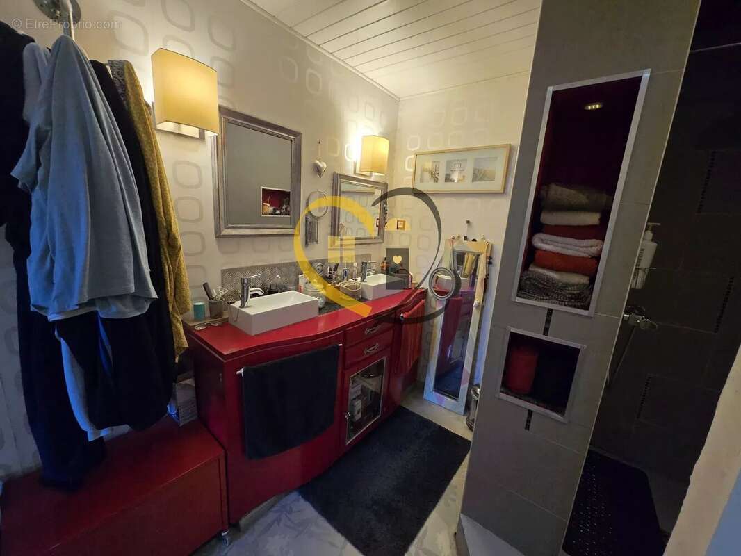 À vendre – Maison de village à Humbligny (18250) - photo 15