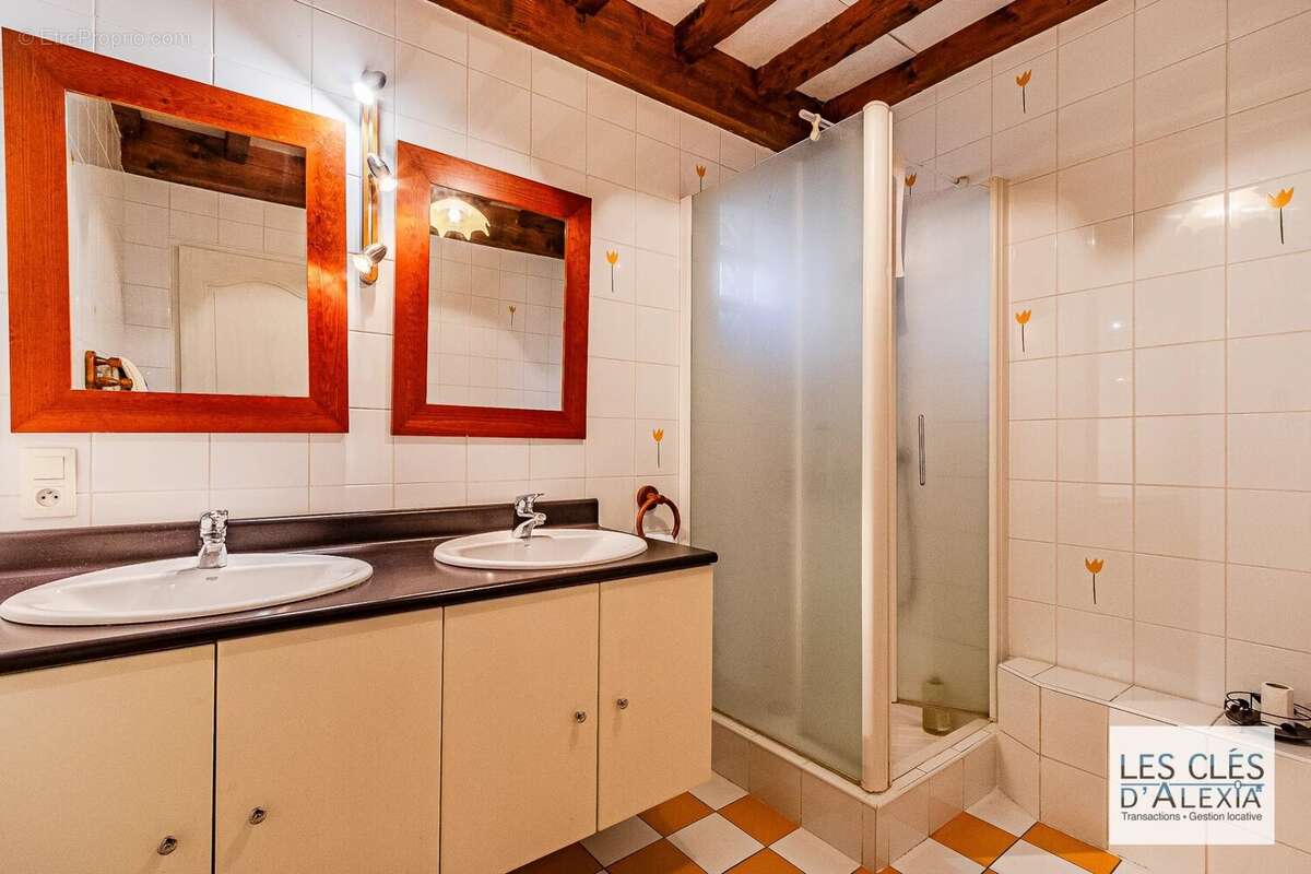 Maison à CRAPONNE
