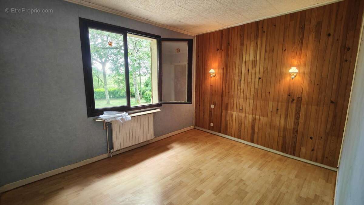 Maison traditionnelle 5 chambres  109 m2   Terrain plus de 4 - photo 8