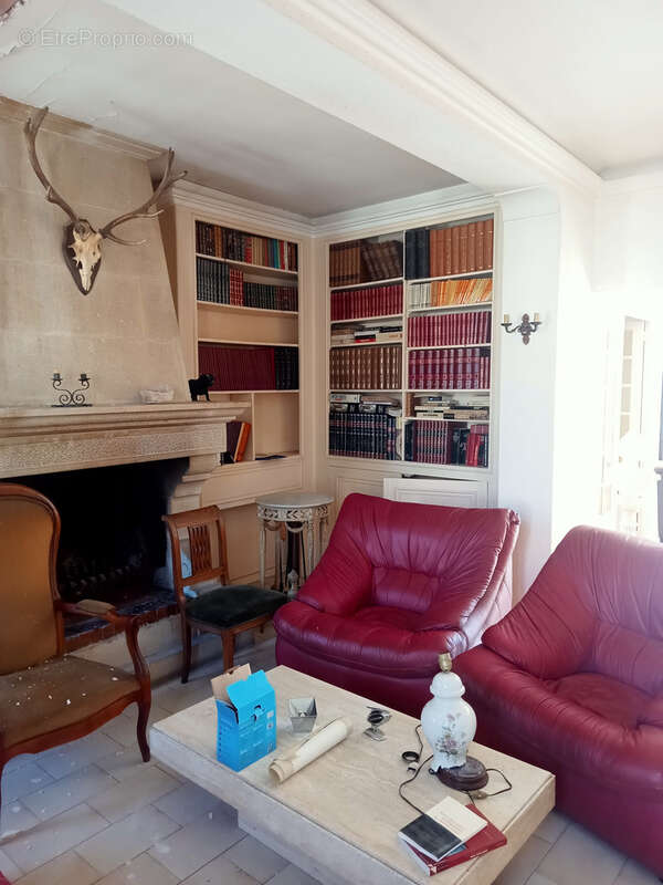 Maison à PERNES-LES-FONTAINES