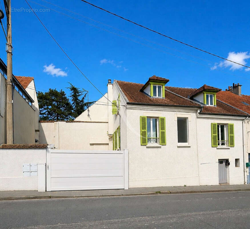 Appartement à THORIGNY-SUR-MARNE