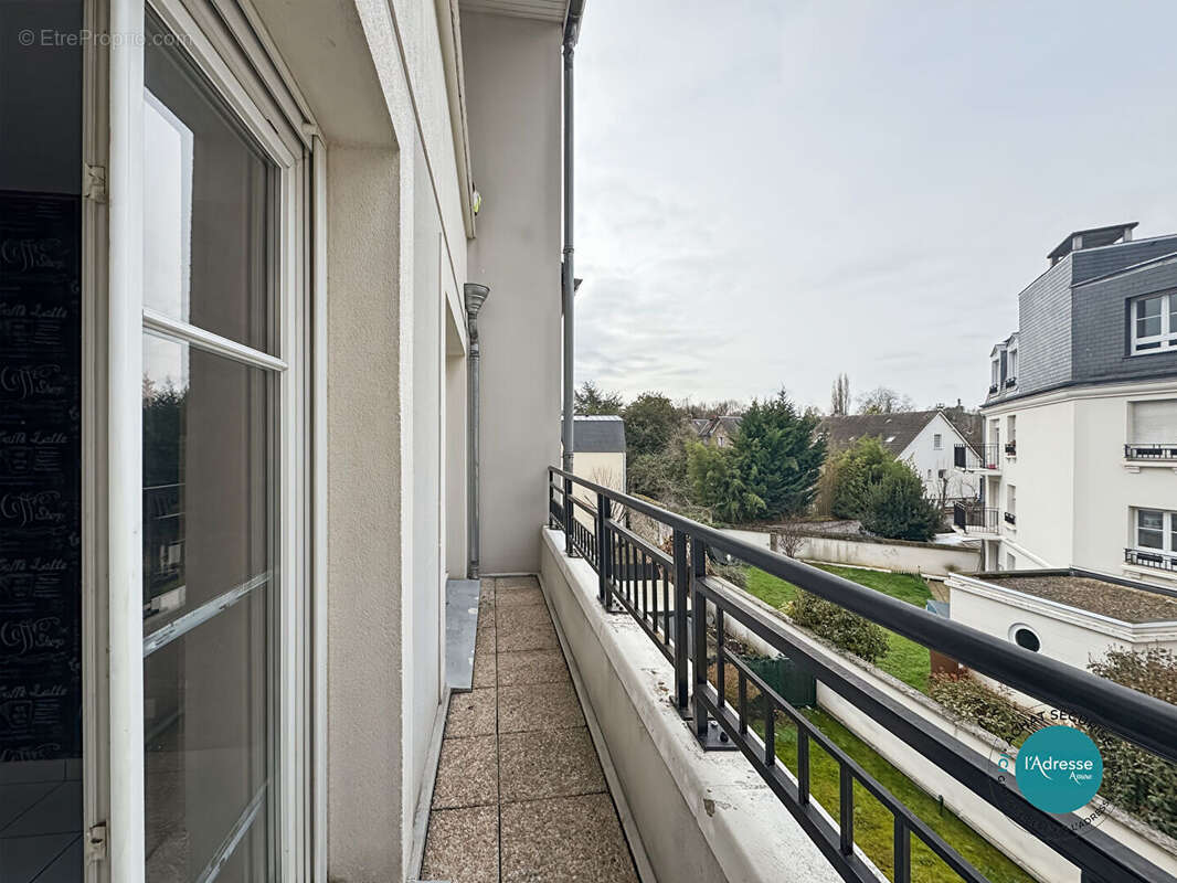 Appartement à CORBEIL-ESSONNES