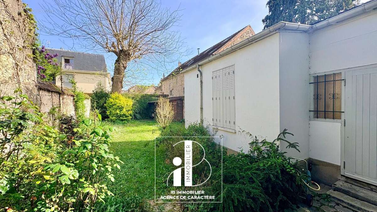 Maison à FONTAINEBLEAU
