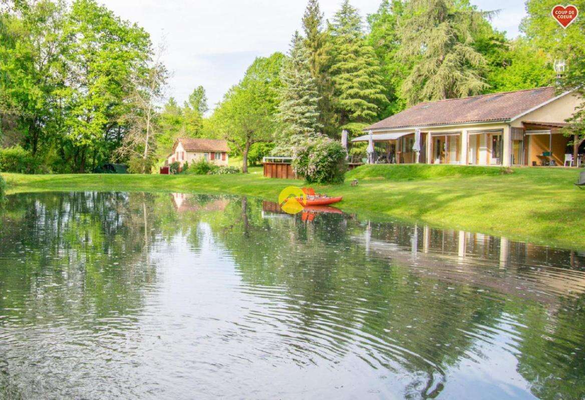 Maison à LE BUISSON-DE-CADOUIN