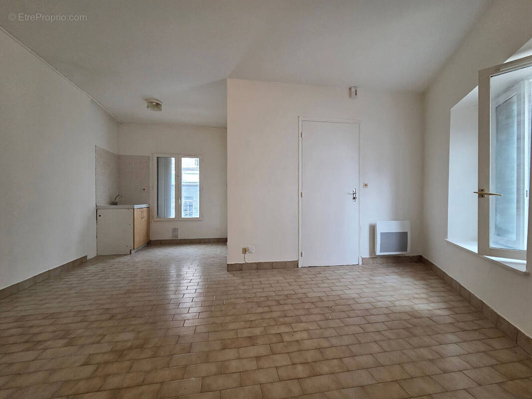 Appartement à EPERNON