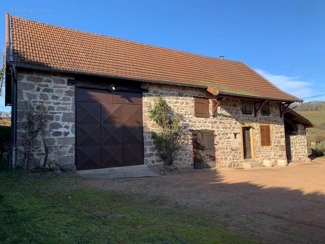 Maison à DOMPIERRE-LES-ORMES