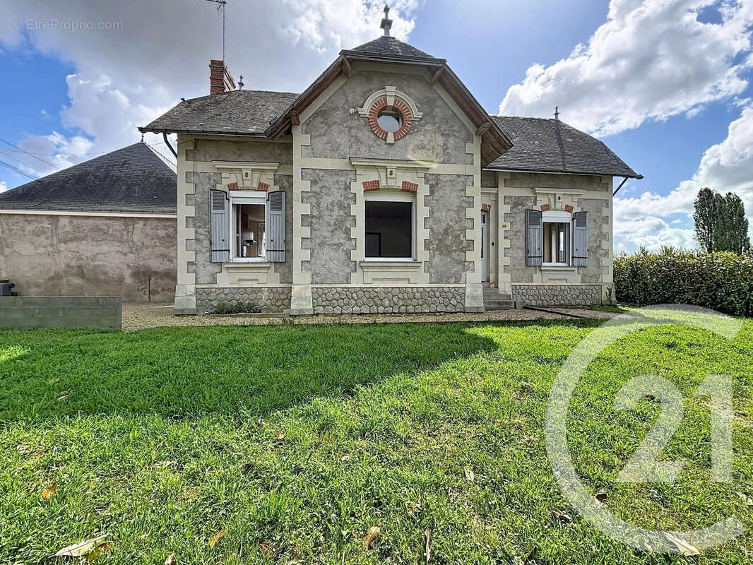 Maison à BEAUVAU
