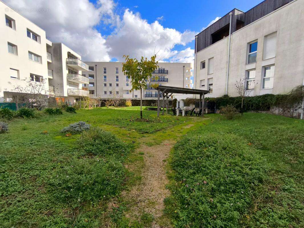 Appartement à BILLERE