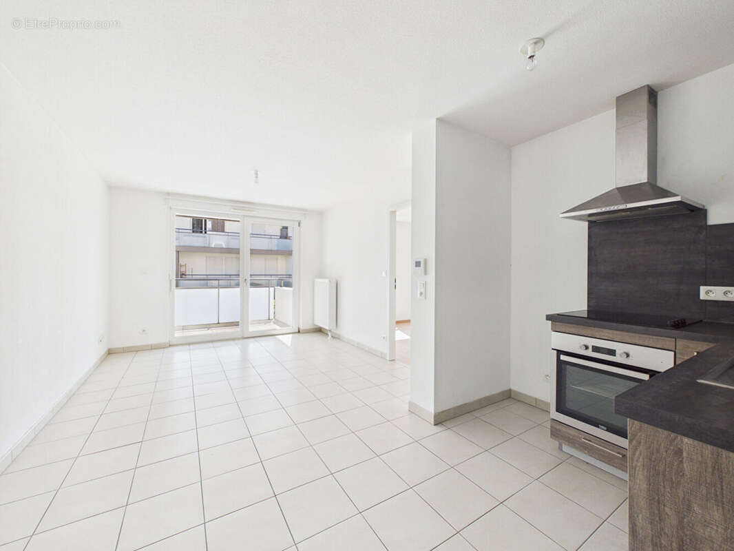 BISCHHEIM - F2 de 37.38 m² à vendre - photo 2
