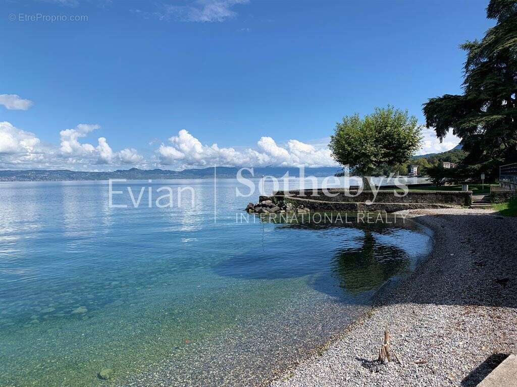 Appartement à EVIAN-LES-BAINS