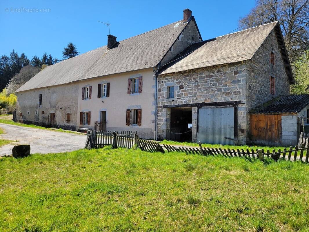 Maison à SAINT-AVIT