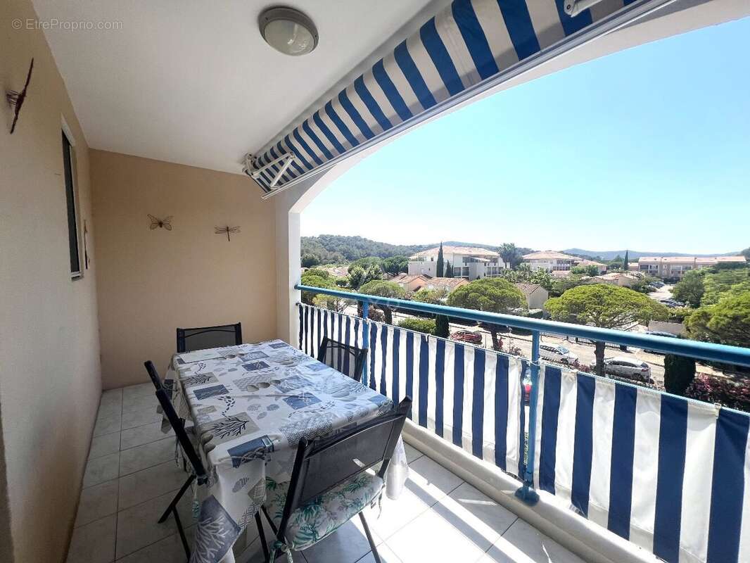 Bel appartement T2 dans résidence prisée-Le Lavandou (83) - photo 3