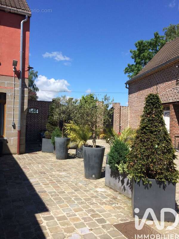 Photo 2 - Maison à LECELLES