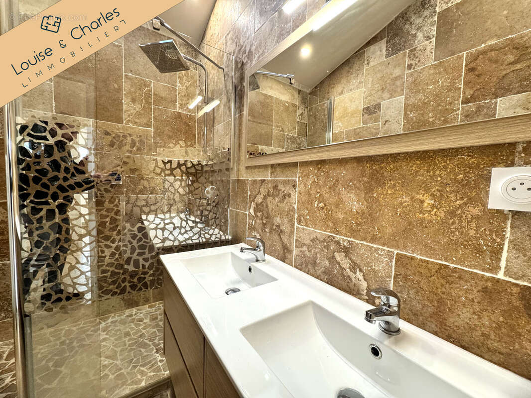 Appartement à RILLIEUX-LA-PAPE