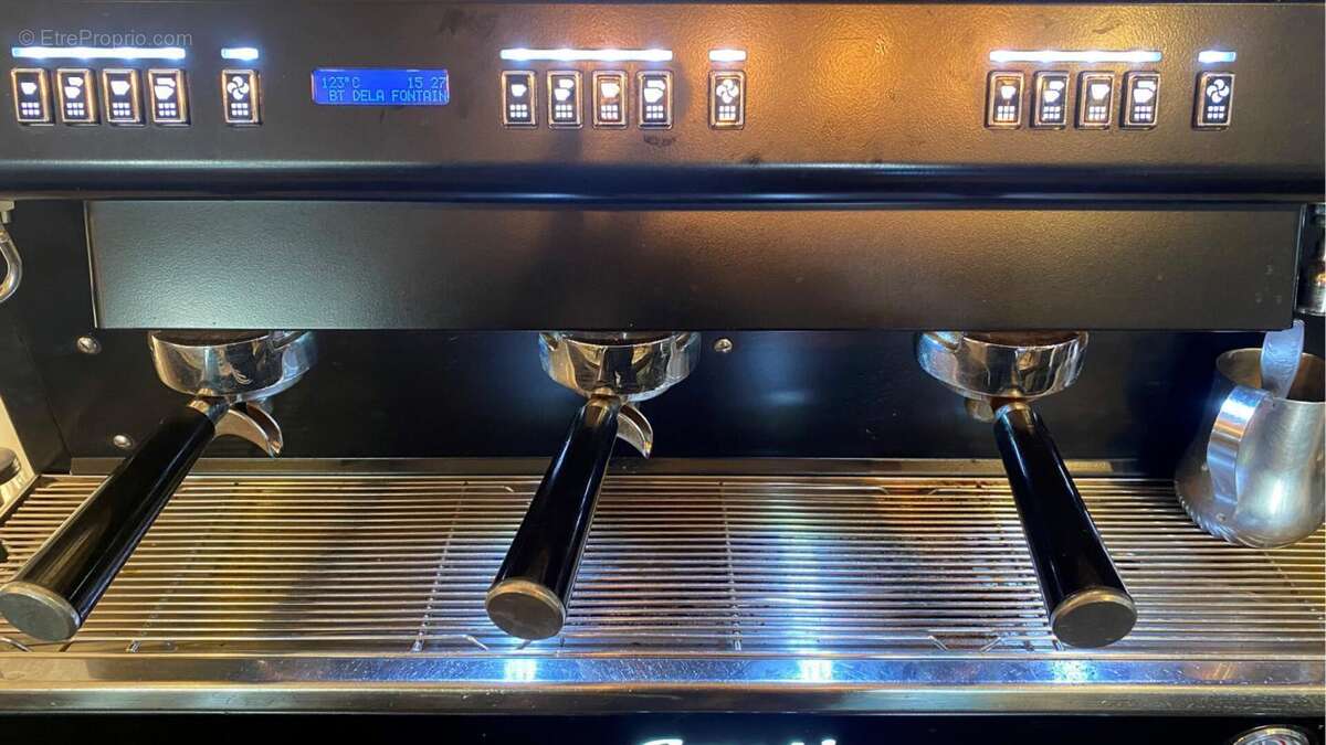 Commerce à MARSEILLE-6E