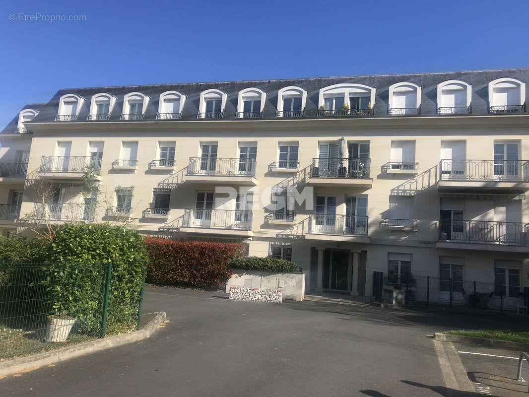 Appartement à SAINT-FARGEAU-PONTHIERRY