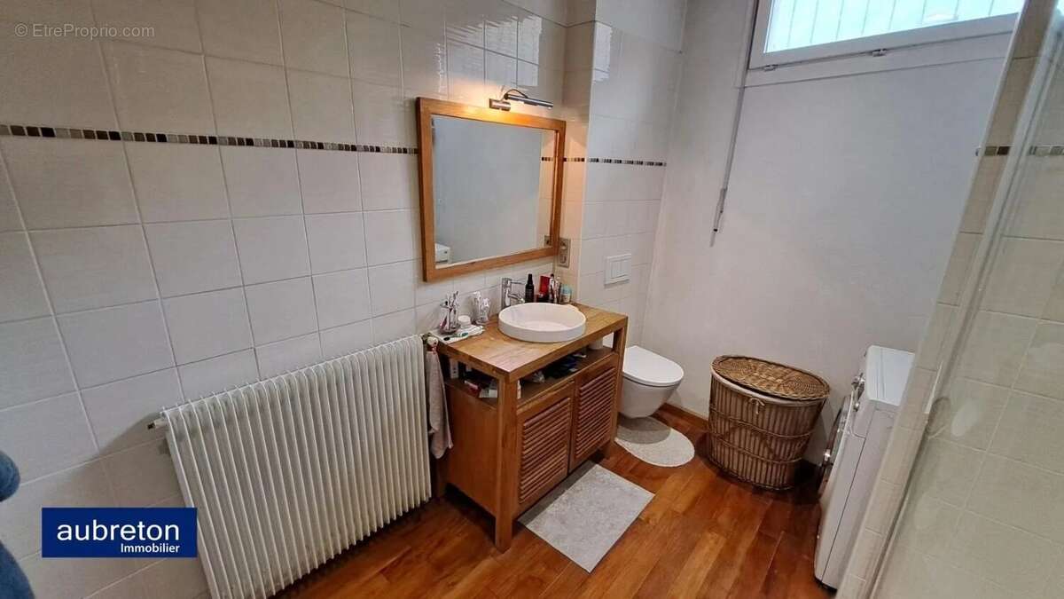 Maison à LA TERRASSE