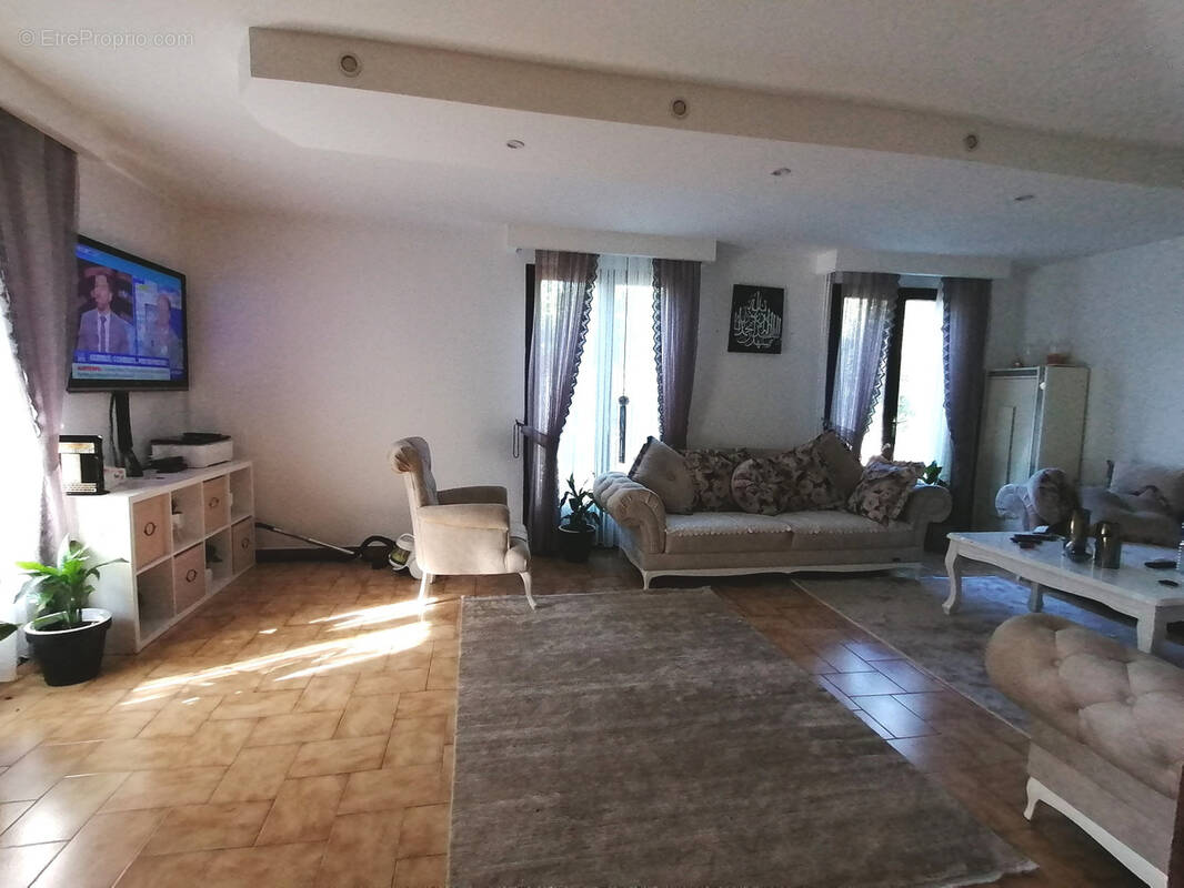 Maison à GENAS