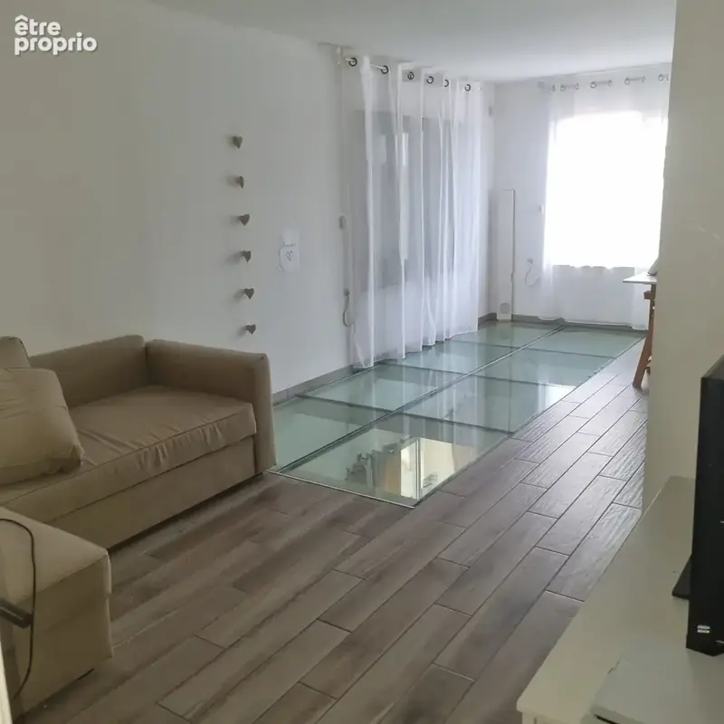 NOUVEAUTE : sur la commune de VILLE SOUS ANJOU, belle maison moderne, piscine, parcelle de terrain 1200m2 - photo 8