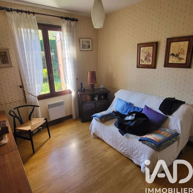 Maison 105 m² à Aillas  - photo 7