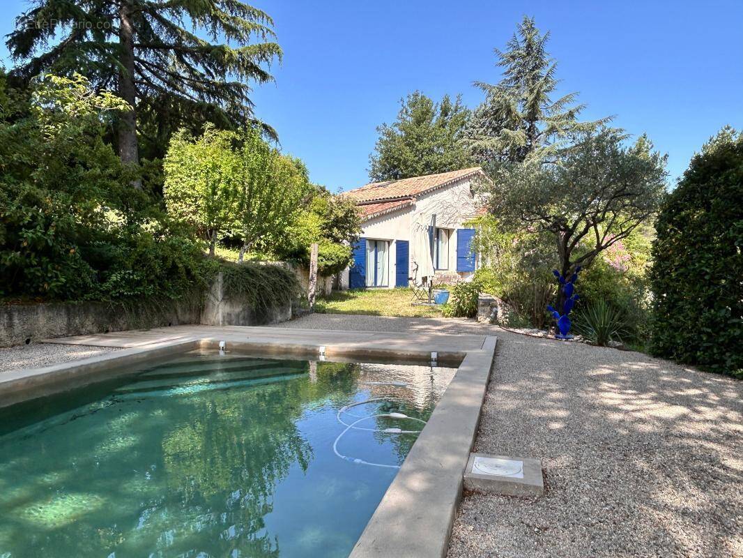 Maison à VAISON-LA-ROMAINE