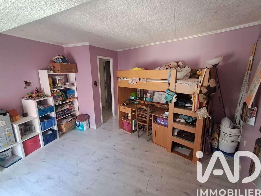 Maison 110 m² à Bernis  - photo 4