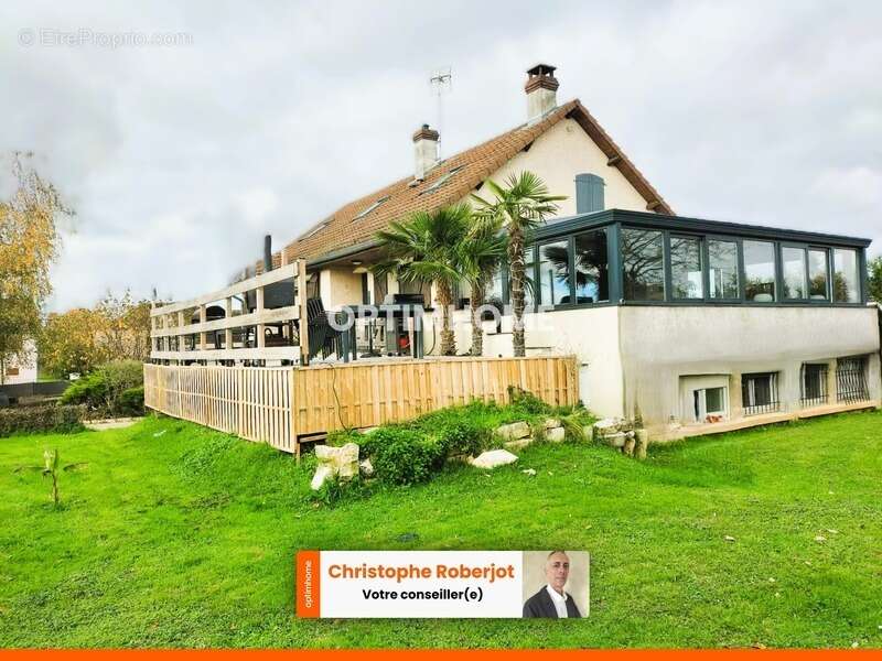 Maison à VIREY-LE-GRAND