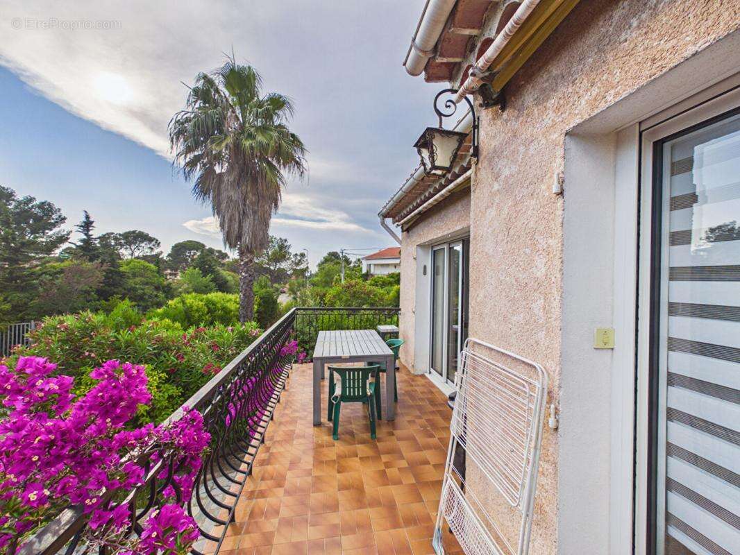 Saint Raphael (83700)Villa plain pied avec studio - photo 5
