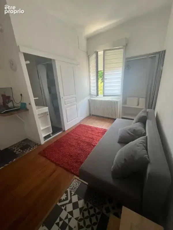 Très bel ensemble immobilier avec jardin et piscine offrant une belle rentabilité locative: 2 maisons non mitoyennes et un immeu - photo 16