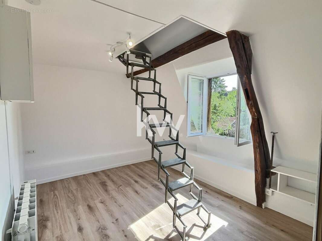 Appartement à MENNECY