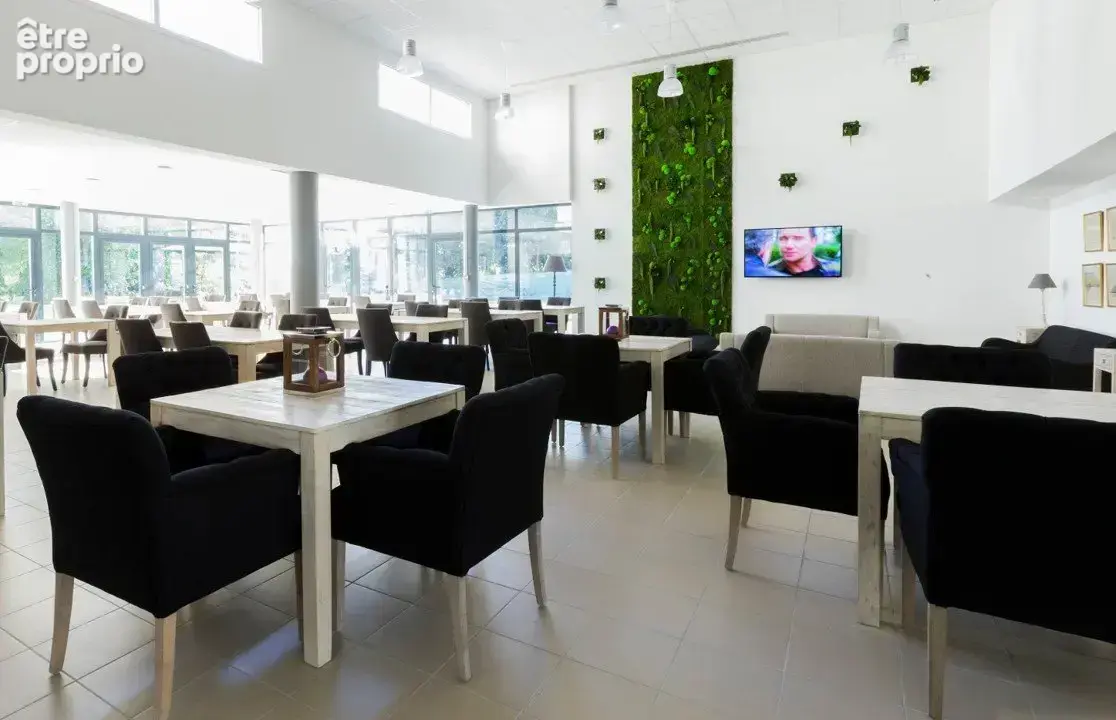 INVESTISSEMENT LOCATIF  Nevers  Résidence Seniors Résidence du Parc  8,04 % de rentabilité - photo 7