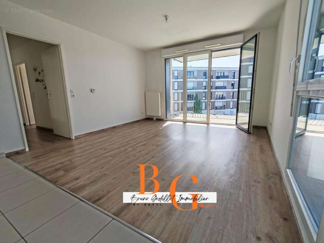 Photo 9 - Appartement à LE PETIT-QUEVILLY