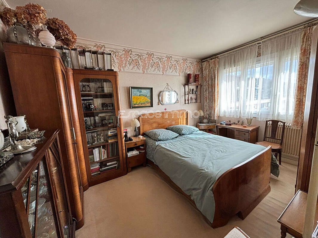 Appartement à DEVILLE-LES-ROUEN