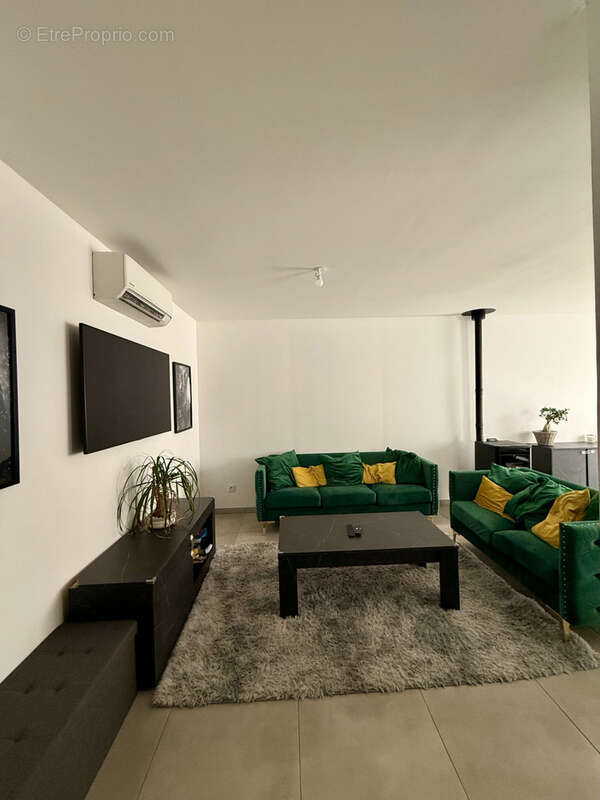 Maison à SAINT-ROMAIN-DE-JALIONAS