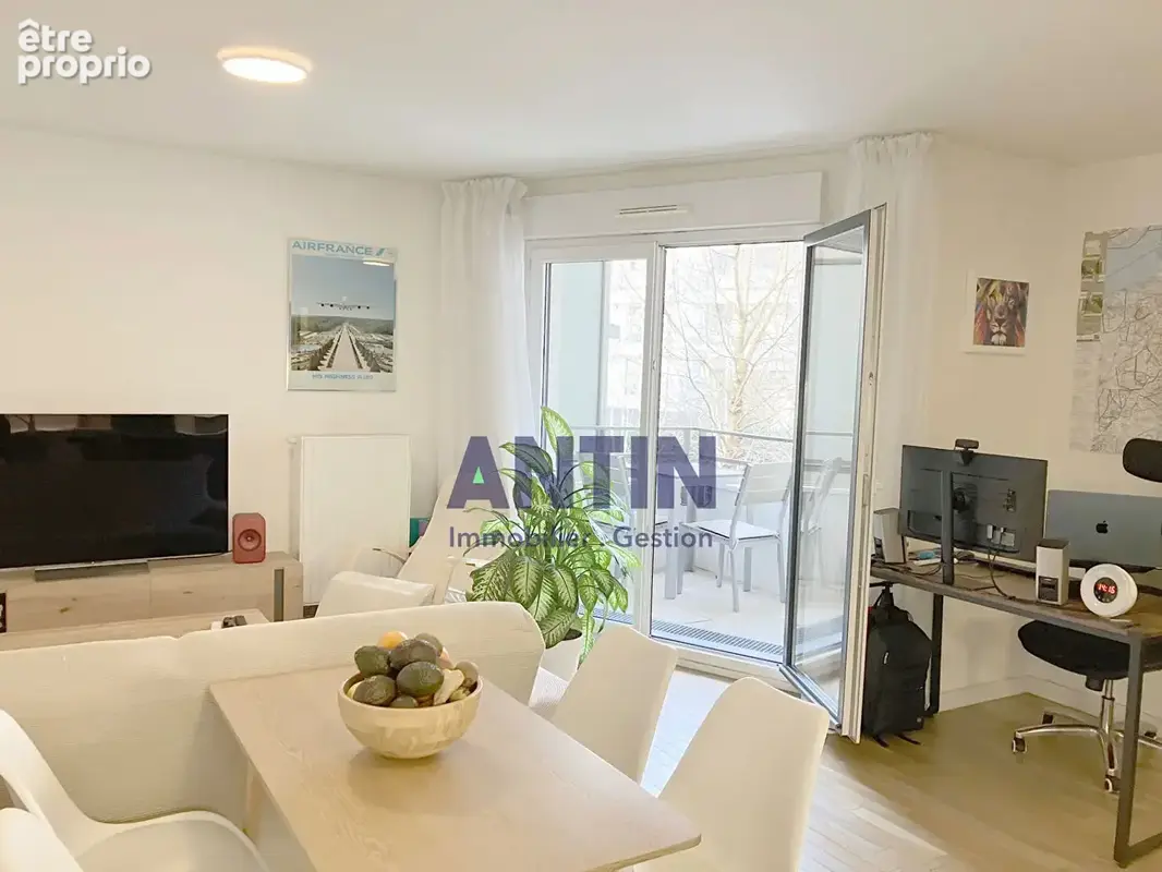 Beau 2 pièces 50 m² avec balcon et parking  BOIS-COLOMBES - Parc des Bruyères- Résidence récente - photo 9