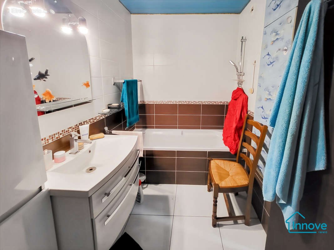 Appartement à PARIS-14E