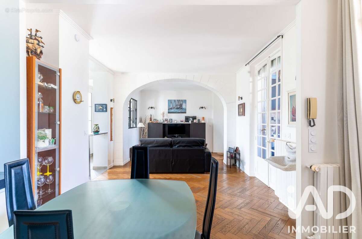 Photo 2 - Appartement à VERNEUIL-SUR-SEINE