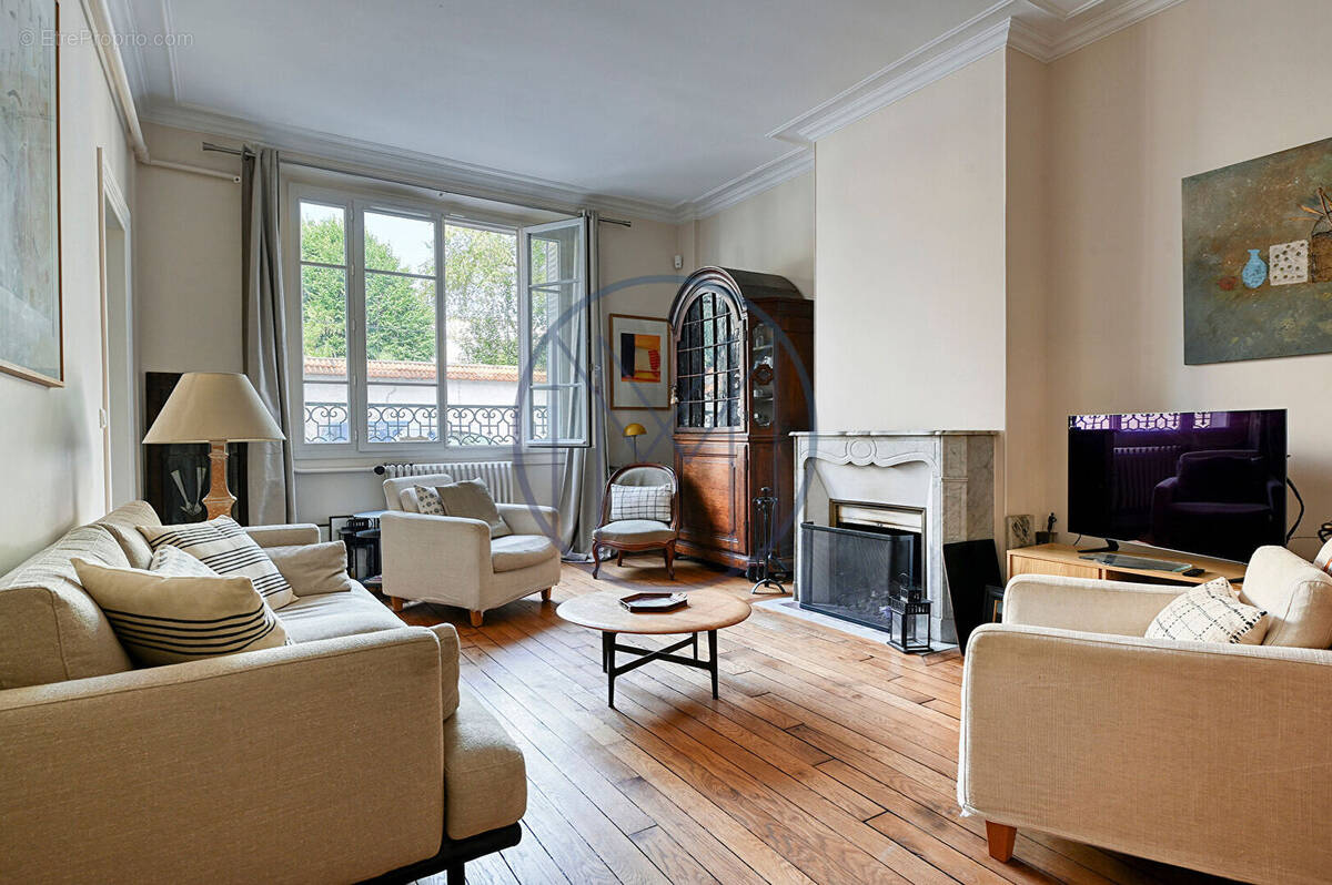 Appartement à VERSAILLES