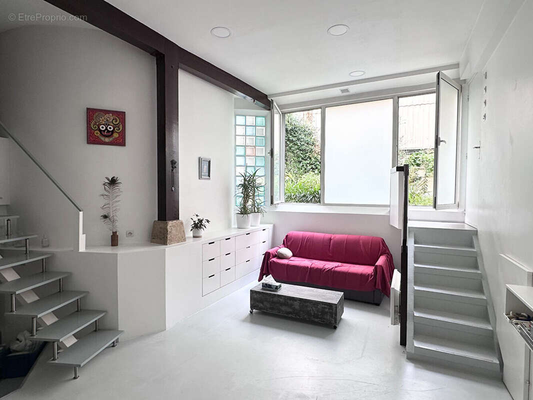 Appartement à PARIS-18E