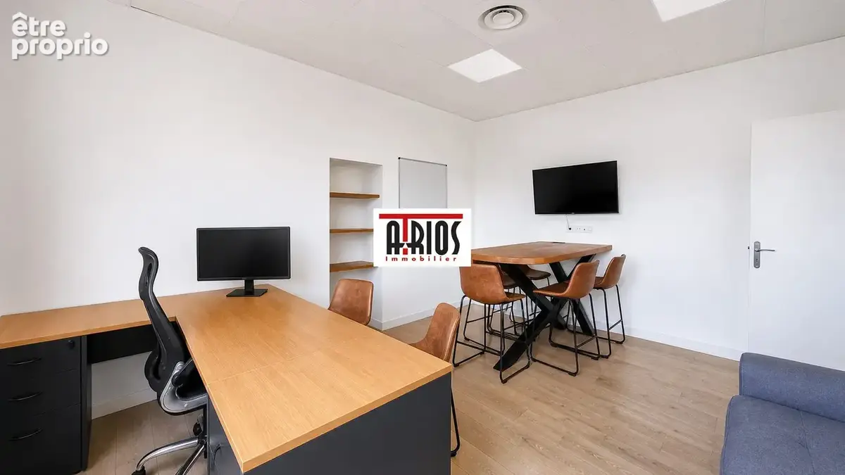 Commerce 163 m² à vendre à Six-Fours-Les-Plages (83140) - photo 2