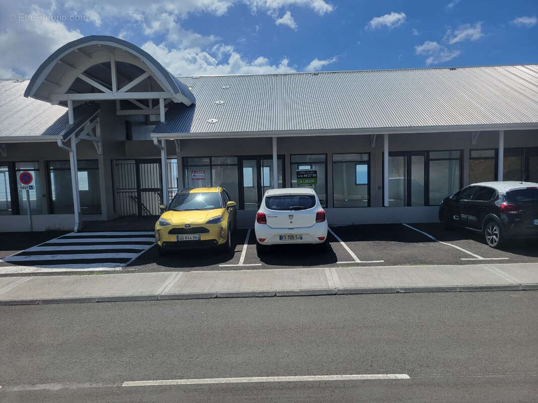 Commerce à VIEUX-FORT