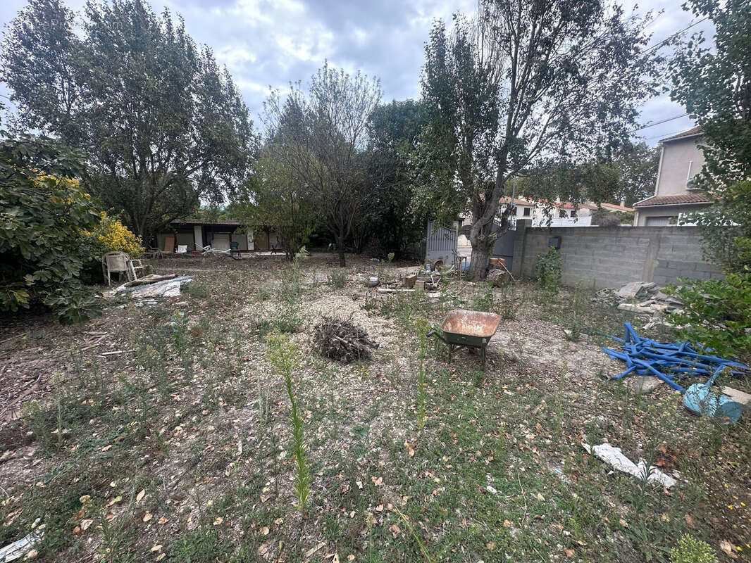 Terrain à NIMES