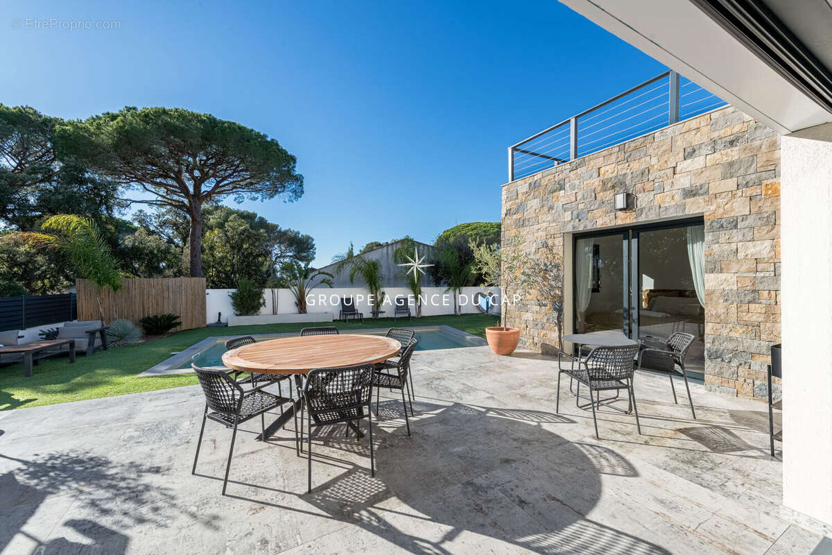 Maison à FREJUS