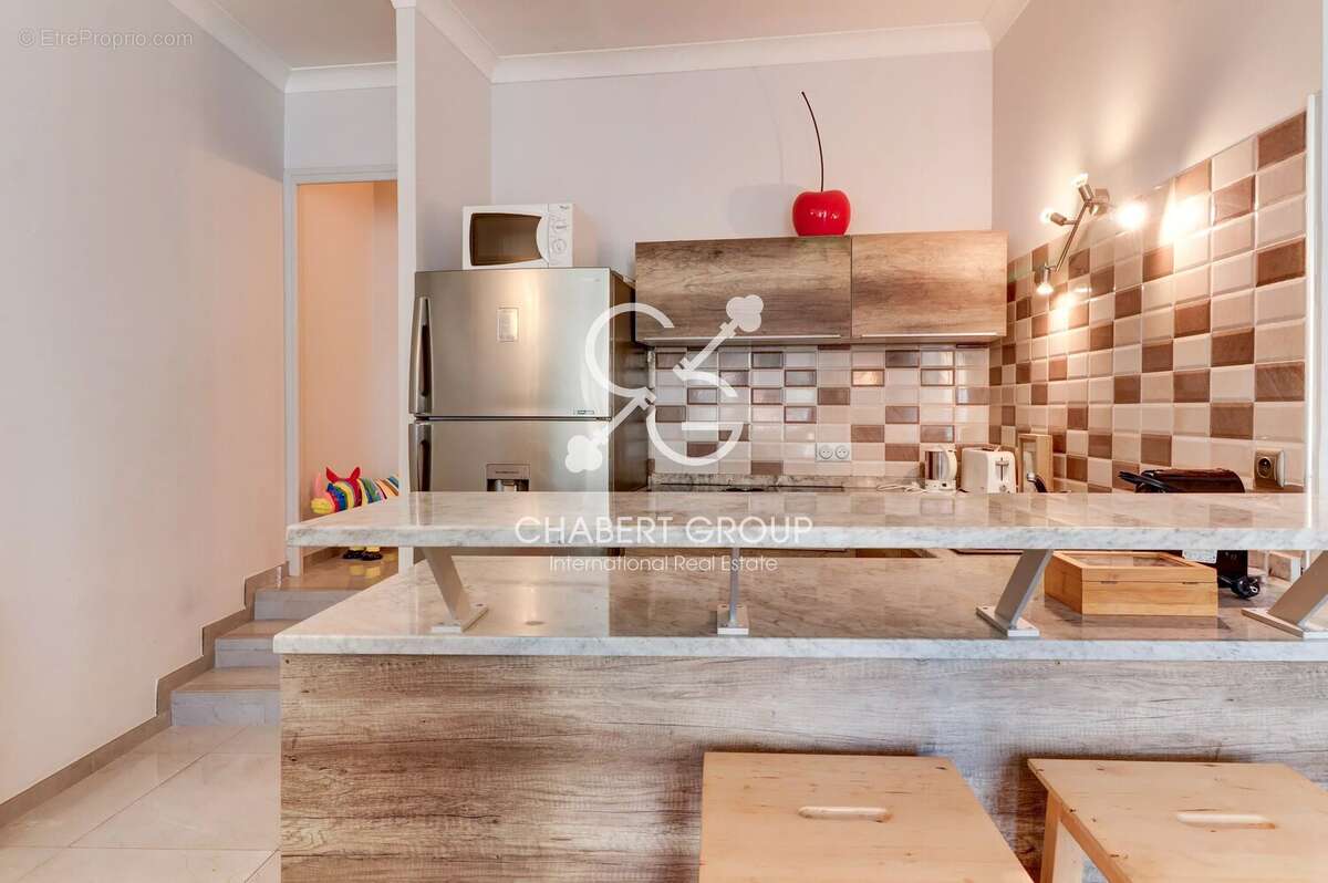 Villefranche-sur-mer – appartement – 3 pièces – 57 m² – meublé – vieille-ville – proche mer - ideal location saisonniere - photo 3